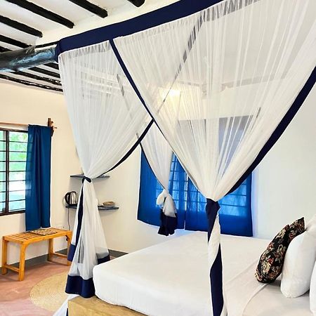 Karanga Bungalows Michamvi Kae ภายนอก รูปภาพ