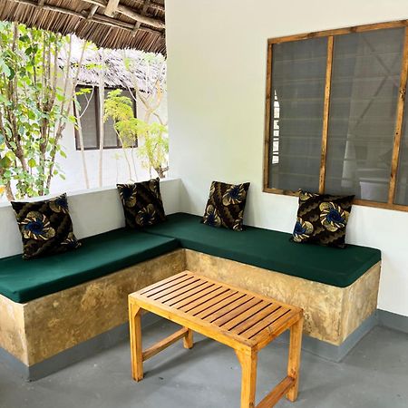 Karanga Bungalows Michamvi Kae ภายนอก รูปภาพ